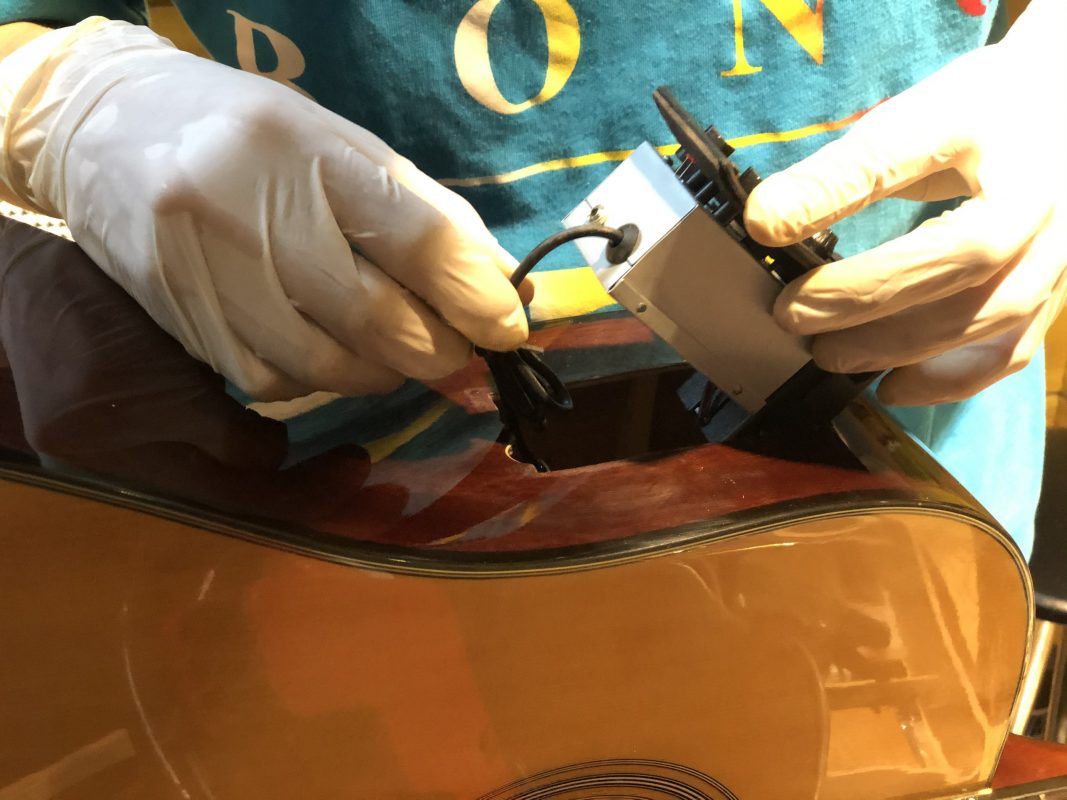 lắp đặt EQ Guitar